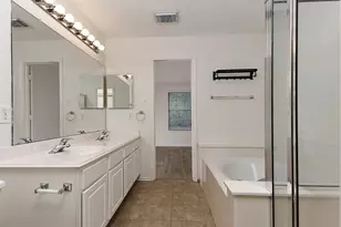 222 Blushwood Pl, The Woodlands, TX 77382 - Photo 23