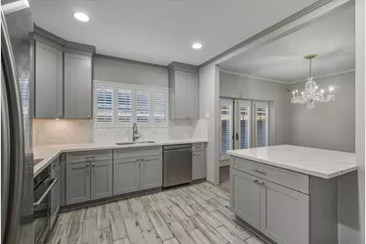 11711 Memorial Drive #151, Houston, TX 77024 - Photo 13