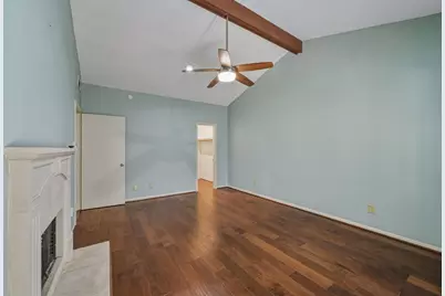 11711 Memorial Drive #151, Houston, TX 77024 - Photo 25