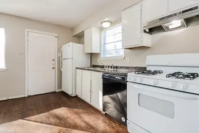 5139 Wickview Lane, Houston, TX 77053 - Photo 7