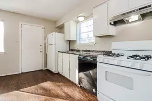 5139 Wickview Ln, Houston, TX 77053 - Photo 7