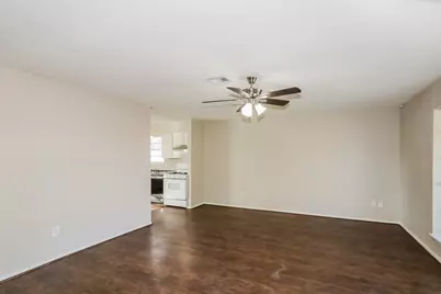 5139 Wickview Lane, Houston, TX 77053 - Photo 5