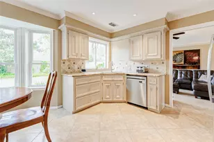 15811 Spring Forest Dr, Houston, TX 77059 - Photo 9