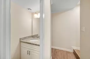 12632 Huntingwick Dr, Houston, TX 77024 - Photo 17