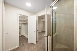 12632 Huntingwick Dr, Houston, TX 77024 - Photo 25