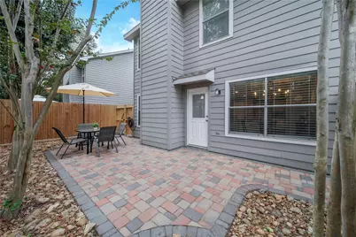 22 Butterfly Branch Place, The Woodlands, TX 77382 - Photo 5