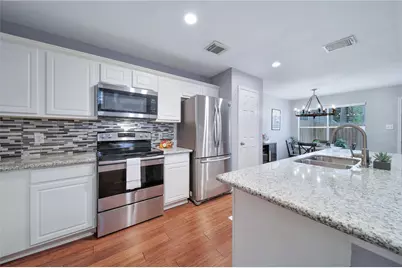 22 Butterfly Branch Place, The Woodlands, TX 77382 - Photo 11