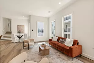 1142 W 16th St, Houston, TX 77008 - Photo 9