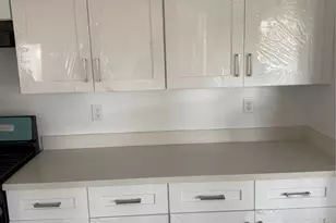 12127 Panay Dr, Houston, TX 77048 - Photo 3