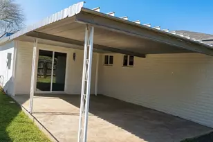 12127 Panay Dr, Houston, TX 77048 - Photo 19