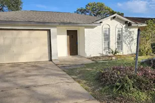 12127 Panay Dr, Houston, TX 77048 - Photo 3