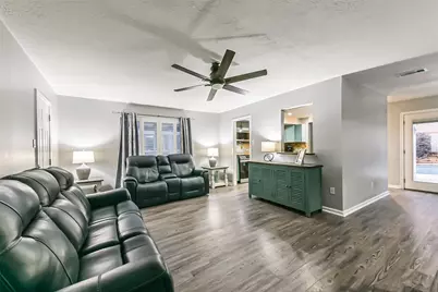 15531 Kentford Drive, Houston, TX 77062 - Photo 9