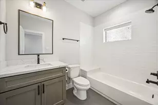 3710 Creekmont Gardens Ln, Houston, TX 77091 - Photo 15