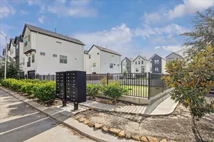 3710 Creekmont Gardens Ln, Houston, TX 77091 - Photo 37