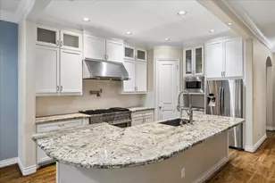 712 Asbury St, Houston, TX 77007 - Photo 9
