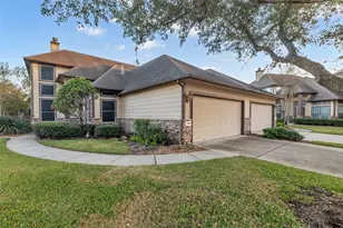 7803 Glenn Cliff Dr, Houston, TX 77064 - Photo 3