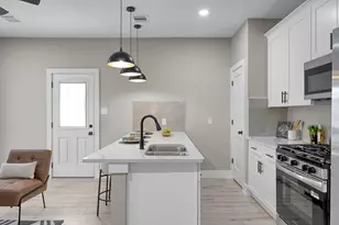 7807 Sandra St, Houston, TX 77016 - Photo 9
