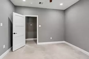 9114 Firnat St, Houston, TX 77016 - Photo 15
