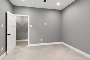 9114 Firnat St, Houston, TX 77016 - Photo 17