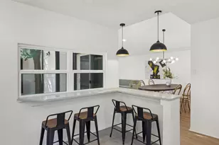 2019 Wilcrest Dr, Houston, TX 77042 - Photo 7