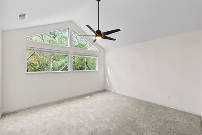 15 Breezy Point Place, The Woodlands, TX 77381 - Photo 7