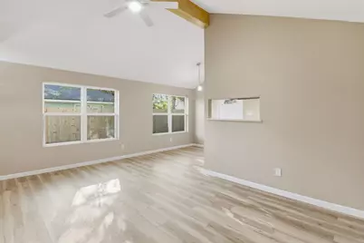 10943 Spanish Grant Drive, Sugar Land, TX 77498 - Photo 7