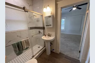 108 Bedford Street, Houston, TX 77012 - Photo 9