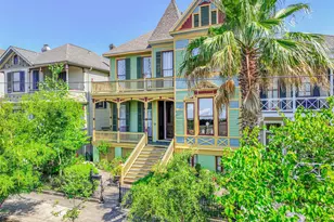 1819 Ball, Galveston, TX 77550 - Photo 39