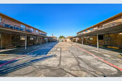 7902 Prestwood Drive #8, Houston, TX 77036 - Photo 9