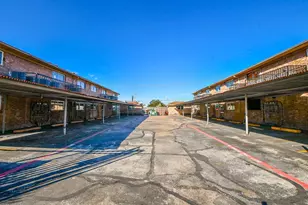 7902 Prestwood Dr, Houston, TX 77036 - Photo 9