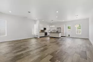 2216 Cortijo Pl, Houston, TX 77091 - Photo 9