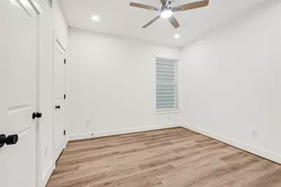 4606 Crown Grove Lane, Houston, TX 77018 - Photo 23