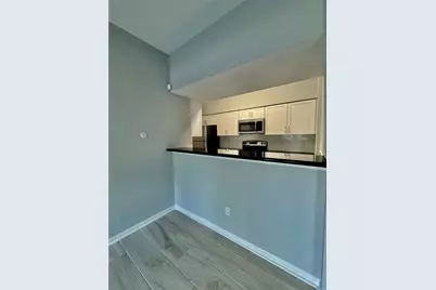 2425 Augusta Dr #59, Houston, TX 77057 - Photo 5