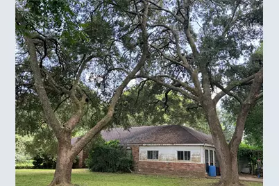 1921 Melody Lane, Richmond, TX 77406 - Photo 7