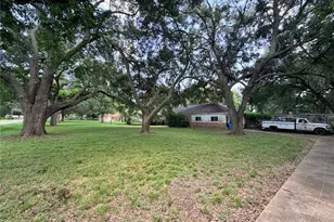 1921 Melody Ln, Richmond, TX 77406 - Photo 5