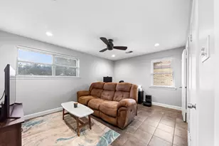 5219 Lamonte Ln, Houston, TX 77092 - Photo 21