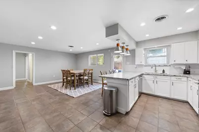 5219 Lamonte Lane, Houston, TX 77092 - Photo 15