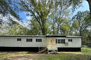 104A N 1st St, Livingston, TX 77351 - Photo 1