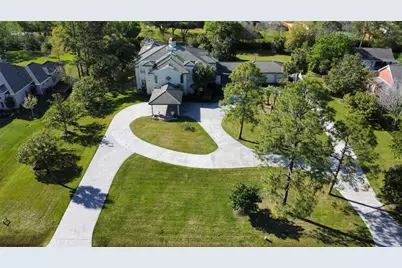 1204 Cowards Creek Drive, Friendswood, TX 77546 - Photo 3