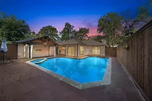 3510 Riverwood Park Dr, Houston, TX 77345 - Photo 9