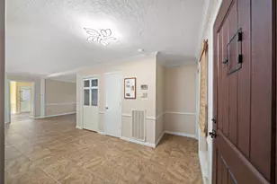 3510 Riverwood Park Dr, Houston, TX 77345 - Photo 17