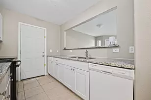 3014 La Estancia Ln, Houston, TX 77093 - Photo 9