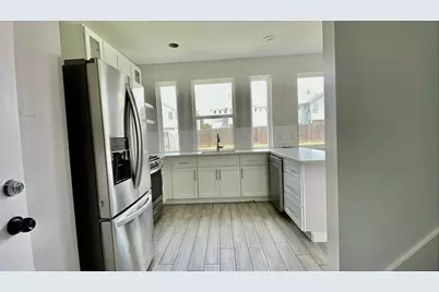 4923 Higgins Street, Houston, TX 77033 - Photo 7