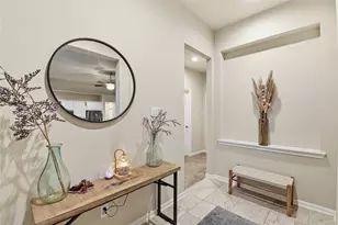 6818 Aspen Peak Dr, Baytown, TX 77521 - Photo 9