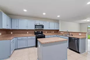 16119 Peach Bluff Ln, Cypress, TX 77429 - Photo 7