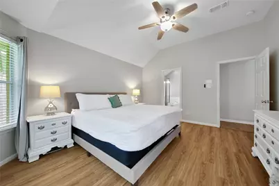 15 Wintergrass Place, The Woodlands, TX 77382 - Photo 11