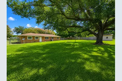 243 County Road 121, Raywood, TX 77582 - Photo 21
