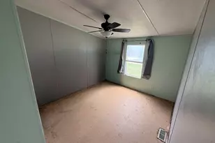 194 Mesquite, Livingston, TX 77351 - Photo 7