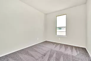 10320 Marston Vineyard St, Houston, TX 77025 - Photo 13