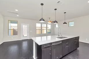 10320 Marston Vineyard St, Houston, TX 77025 - Photo 33